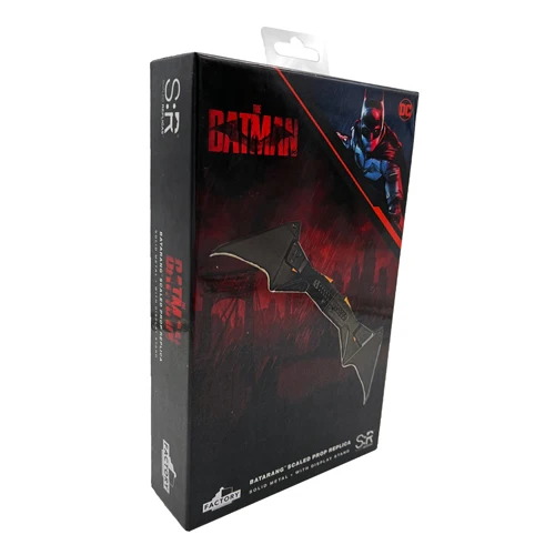 THE BATMAN Batarang Scaled Prop Replica - Image 3